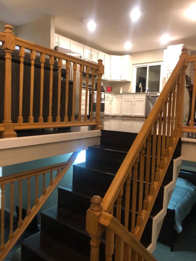 Milehi Vacation Home Pet Friendly آرورا المظهر الخارجي الصورة