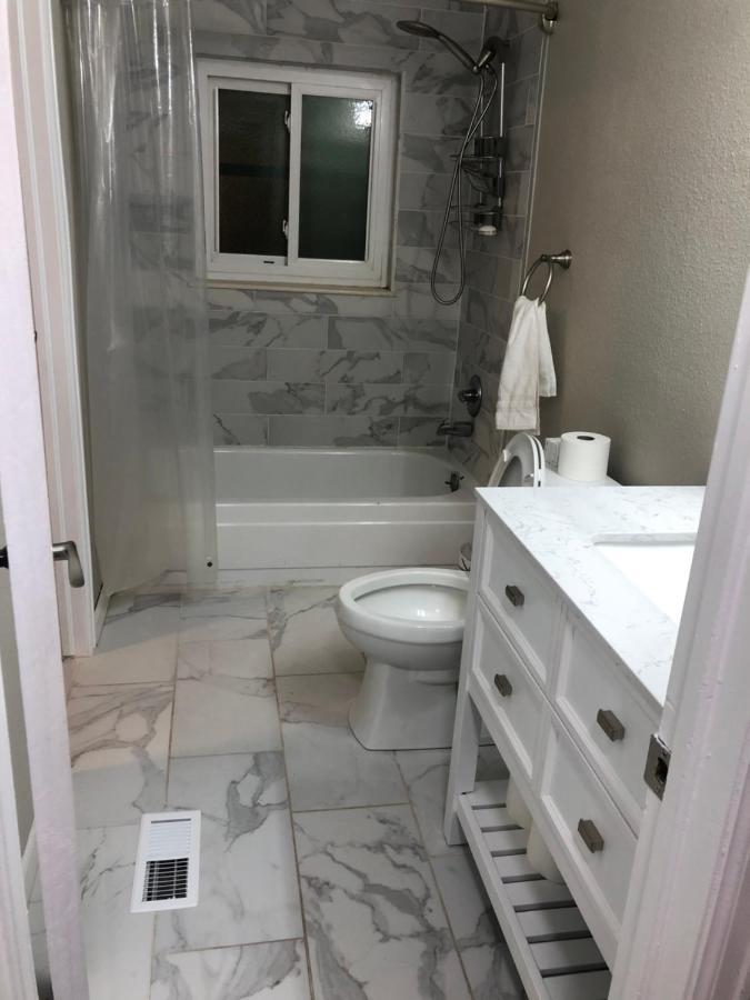 Milehi Vacation Home Pet Friendly آرورا المظهر الخارجي الصورة