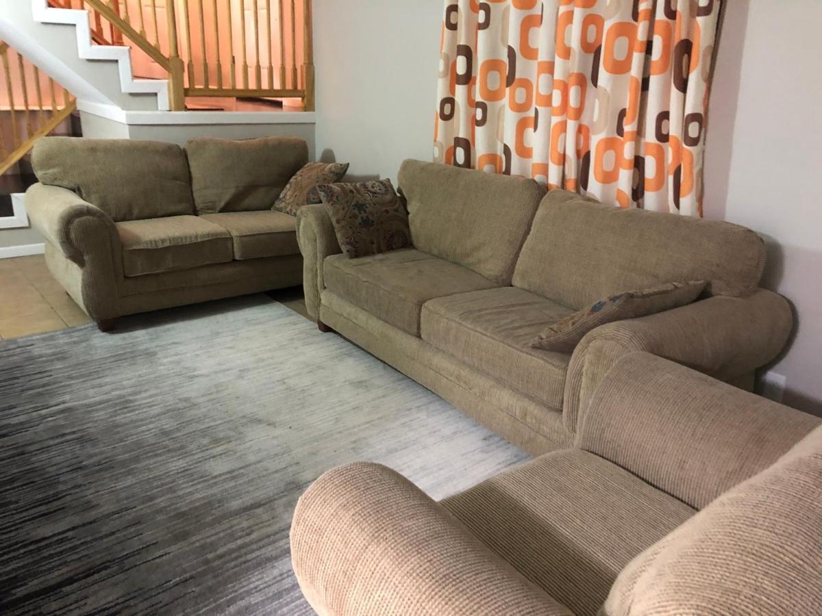Milehi Vacation Home Pet Friendly آرورا المظهر الخارجي الصورة