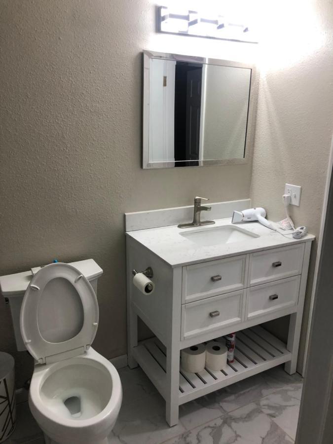 Milehi Vacation Home Pet Friendly آرورا المظهر الخارجي الصورة