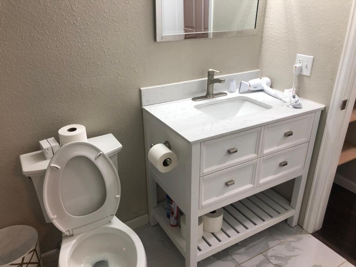 Milehi Vacation Home Pet Friendly آرورا المظهر الخارجي الصورة