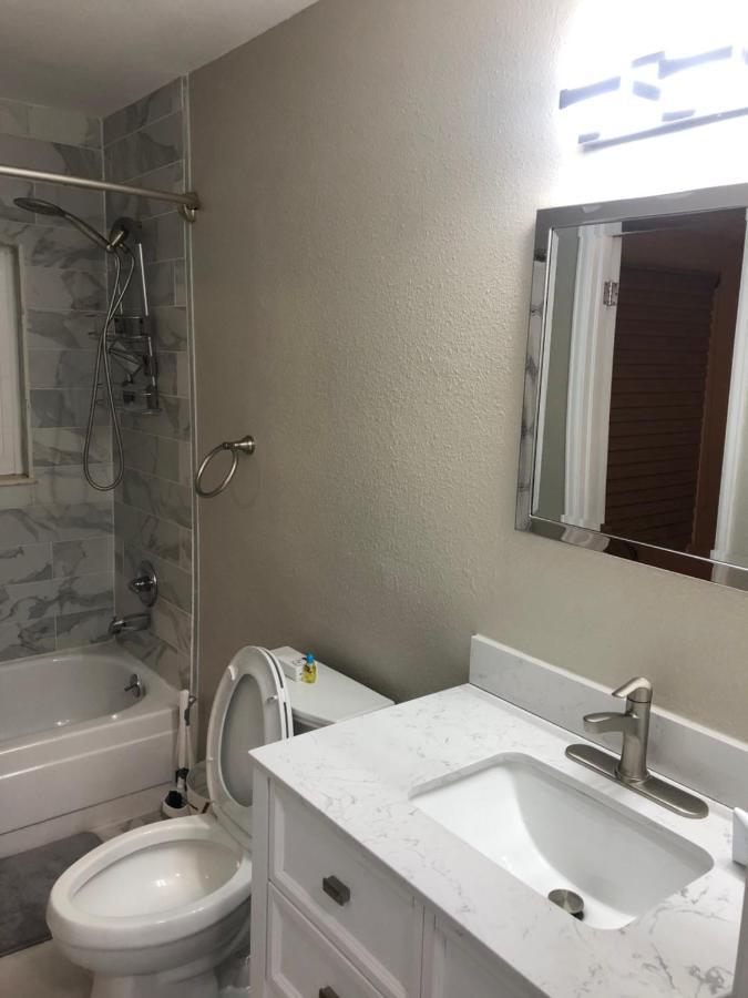 Milehi Vacation Home Pet Friendly آرورا المظهر الخارجي الصورة